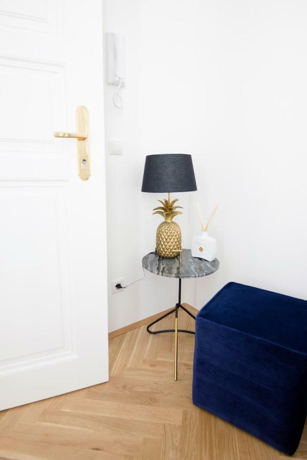 Studio Apartments Opera - Mai'S Apartments Viena Exterior foto