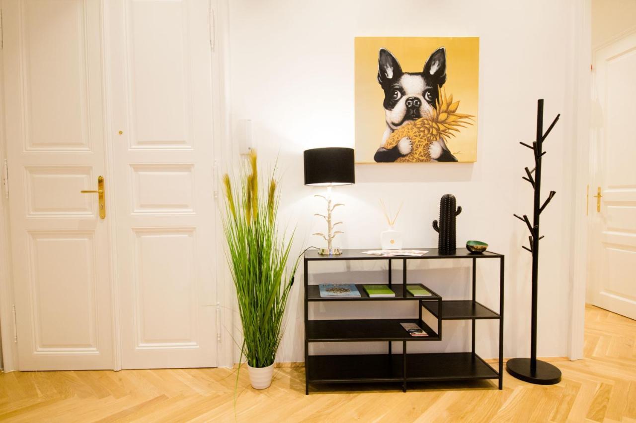Studio Apartments Opera - Mai'S Apartments Viena Exterior foto